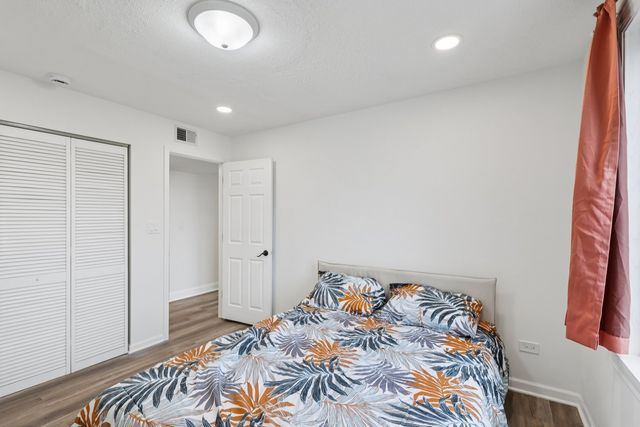 9815 Lawrence Court 3AF, Schiller Park, IL 60176