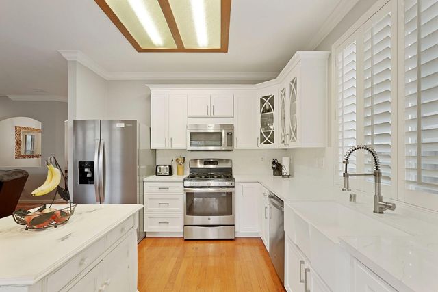 1170 Sangria Ln, Manteca, CA 95336