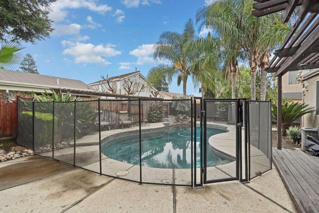 1170 Sangria Ln, Manteca, CA 95336