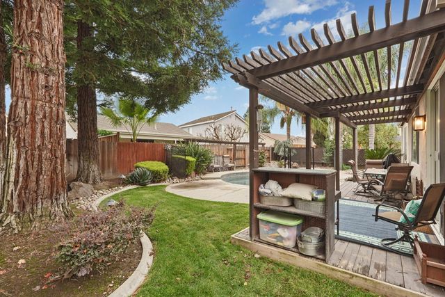 1170 Sangria Ln, Manteca, CA 95336