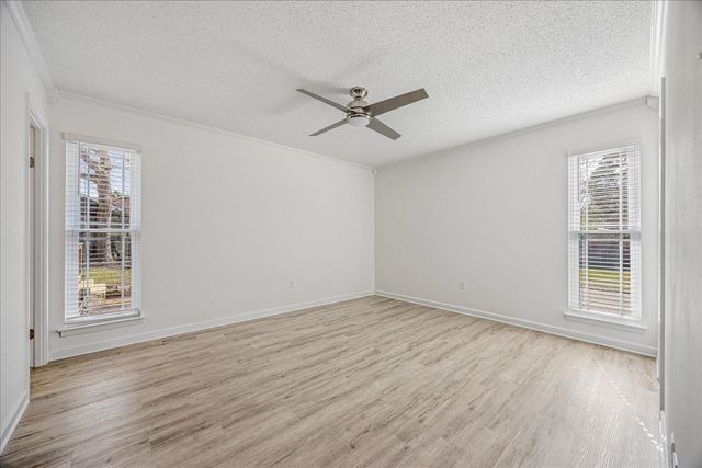 8225 TIMBER HILL TRL, Memphis, TN 38016