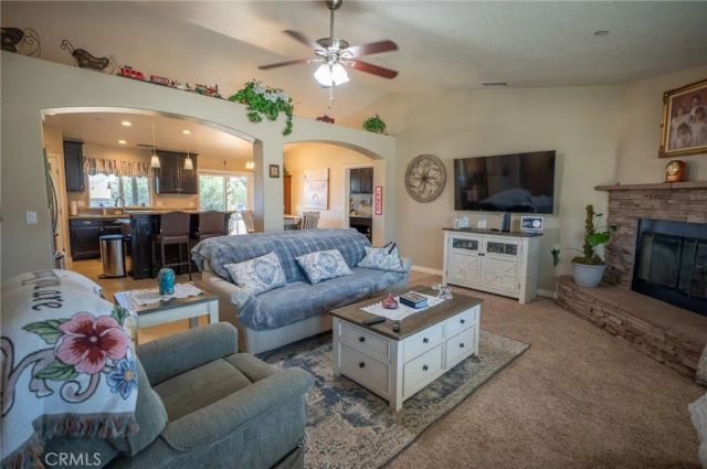 7653 Montrose, Hesperia, CA 92345