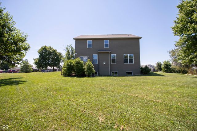 950 W 600 S, Atlanta, IN 46031