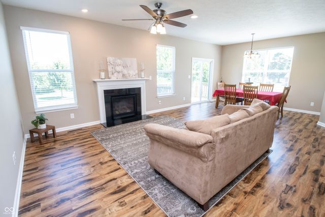 950 W 600 S, Atlanta, IN 46031