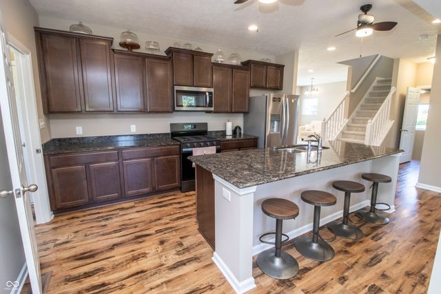 950 W 600 S, Atlanta, IN 46031