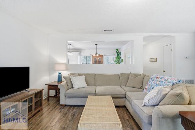 824 Kelly Drive, Hinesville, GA 31313