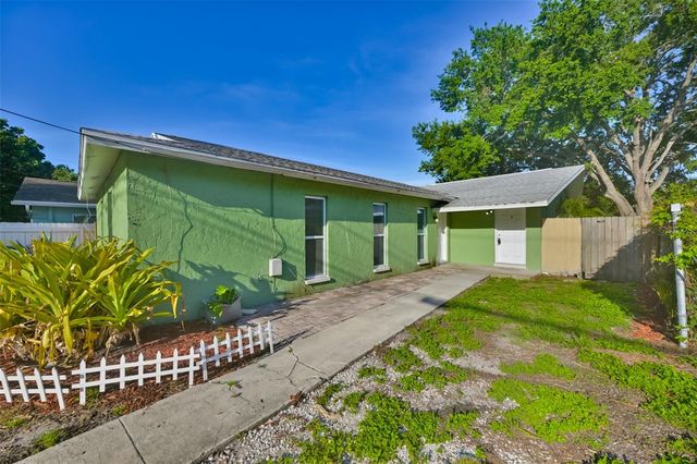 15616 AVALON AVENUE 1, Clearwater, FL 33760
