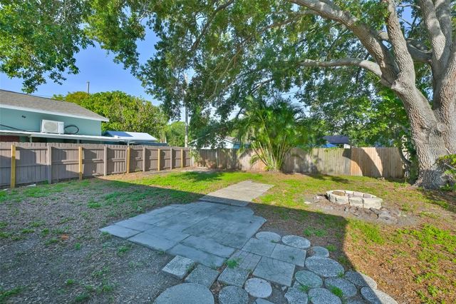 15616 AVALON AVENUE 1, Clearwater, FL 33760