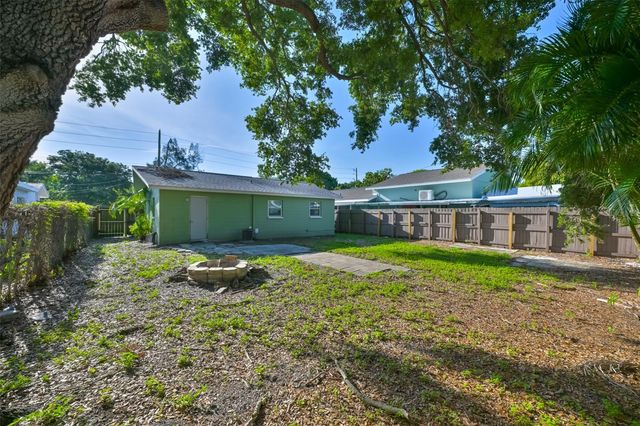15616 AVALON AVENUE 1, Clearwater, FL 33760