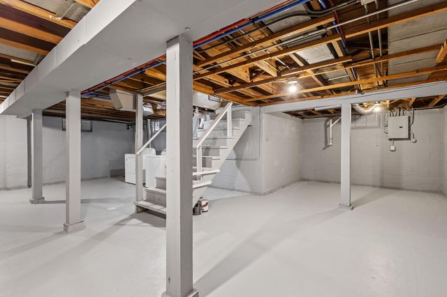 314 N Cline Avenue, Griffith, IN 46319