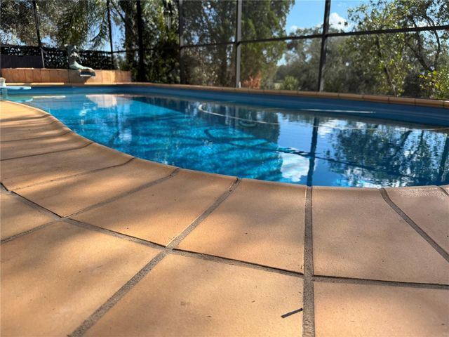 17725 POWERLINE ROAD, Dade City, FL 33523