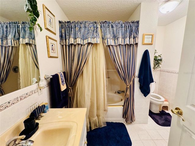 17725 POWERLINE ROAD, Dade City, FL 33523