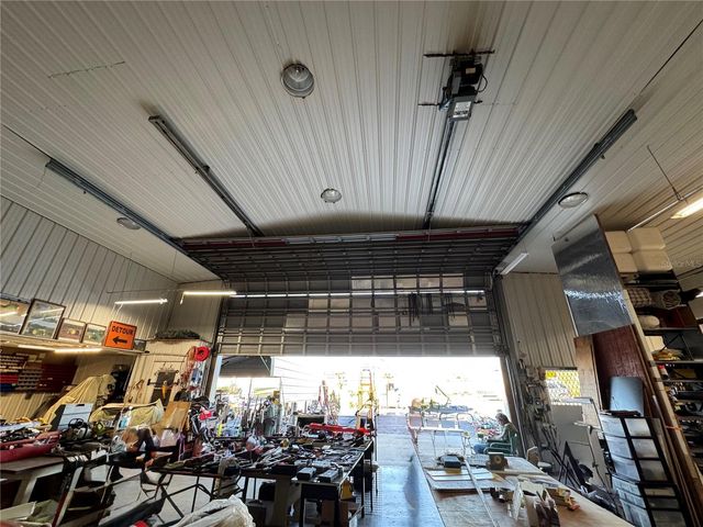 17725 POWERLINE ROAD, Dade City, FL 33523