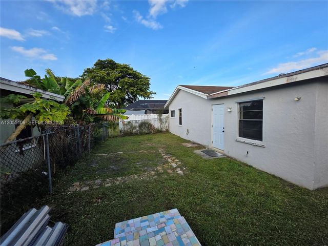 5307 NW 93rd Avenue 0, Sunrise, FL 33351