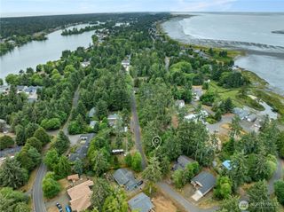 784 Evergreen Avenue SE, Ocean Shores, WA 98569