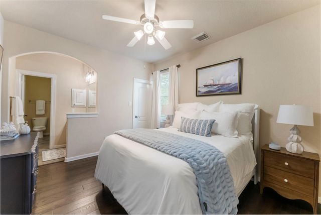 6 Lagato Place, Spring, TX 77382