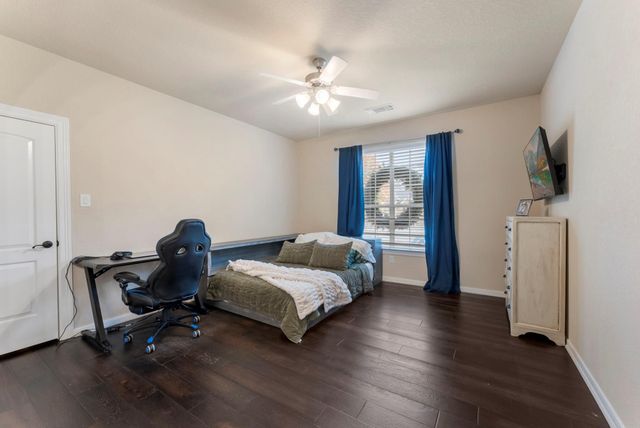 6 Lagato Place, Spring, TX 77382