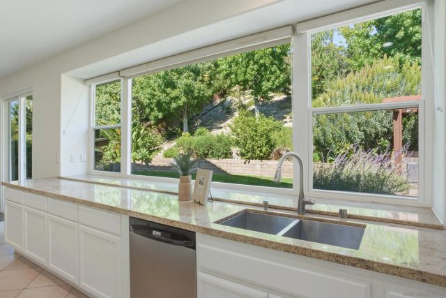 3335 Avenida Nieve, Carlsbad, CA 92009