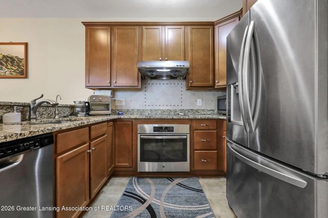 2341 Fieldstone Drive 38, Okemos, MI 48864