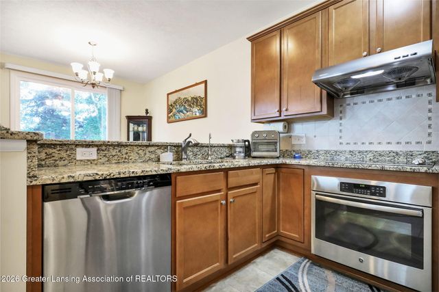 2341 Fieldstone Drive 38, Okemos, MI 48864