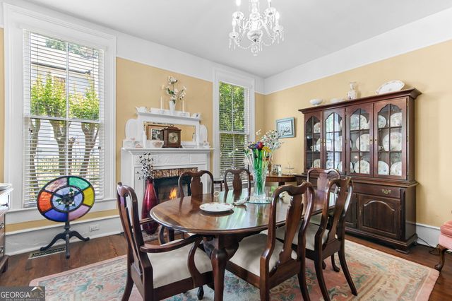 56 West Washington Street, Newnan, GA 30263