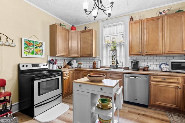 56 West Washington Street, Newnan, GA 30263