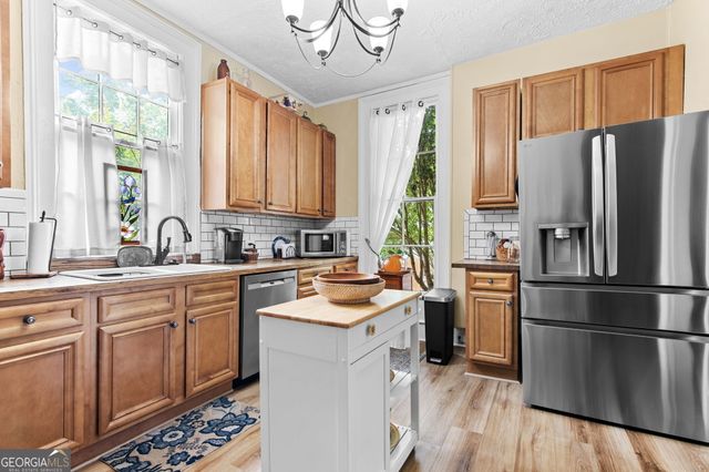 56 West Washington Street, Newnan, GA 30263