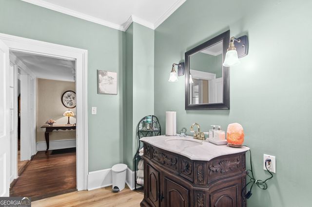56 West Washington Street, Newnan, GA 30263