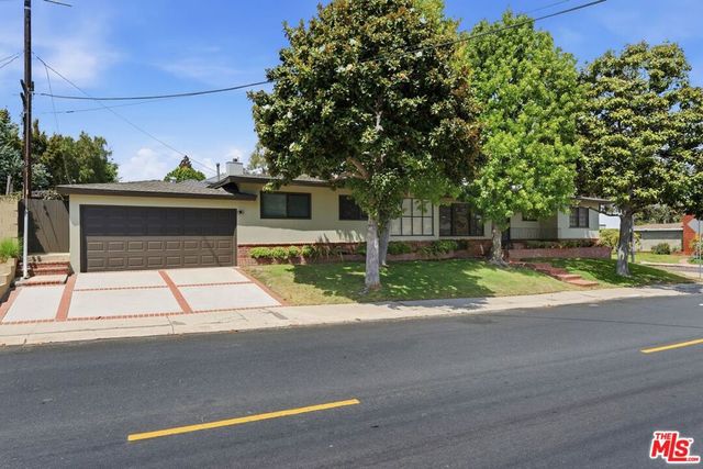 6333 W 77th Street, Los Angeles, CA 90045