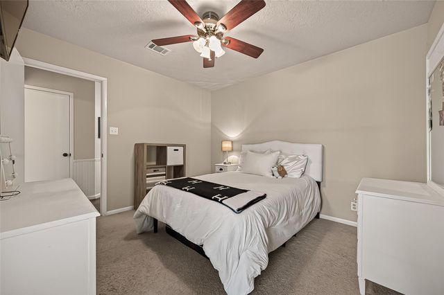 12202 Coachman Lane, Pinehurst, TX 77362