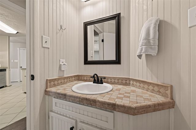 12202 Coachman Lane, Pinehurst, TX 77362