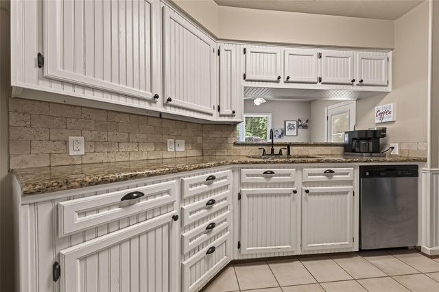 12202 Coachman Lane, Pinehurst, TX 77362