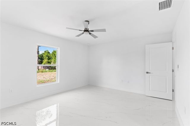 3107 55th ST W, Lehigh Acres, FL 33971