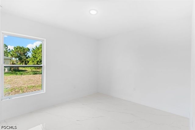3107 55th ST W, Lehigh Acres, FL 33971