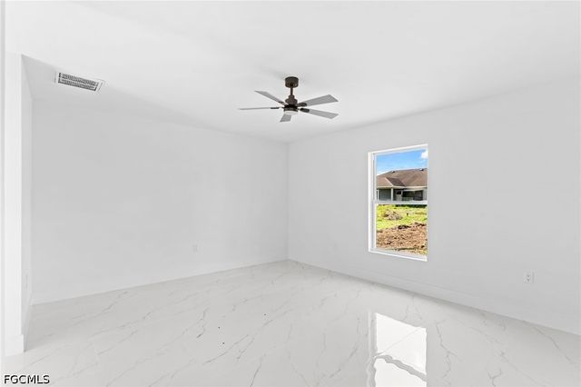 3107 55th ST W, Lehigh Acres, FL 33971