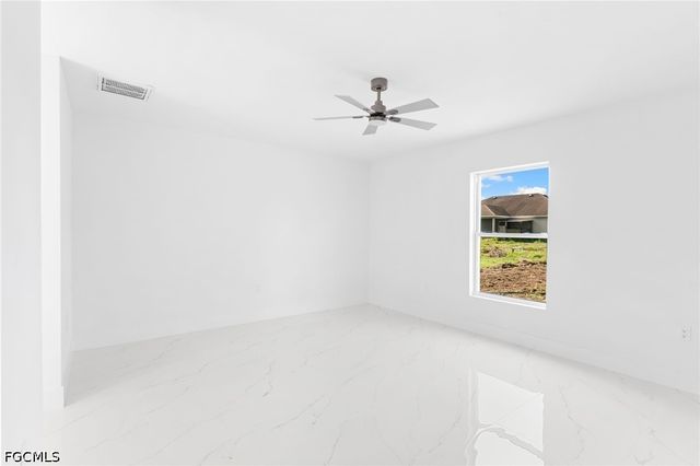 3107 55th ST W, Lehigh Acres, FL 33971