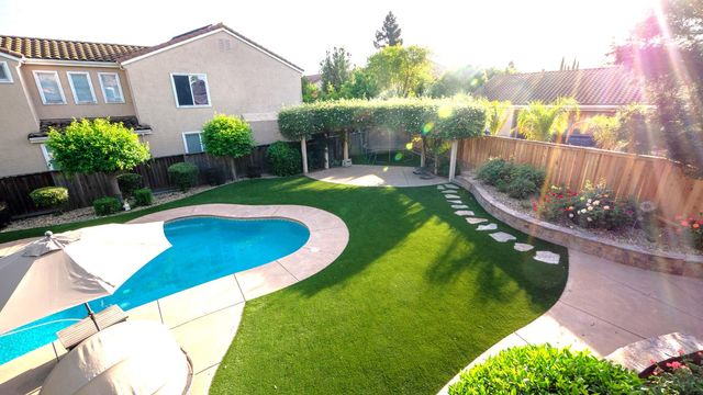 3824 Gresham Ln, Sacramento, CA 95835