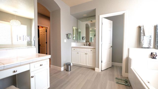 3824 Gresham Ln, Sacramento, CA 95835