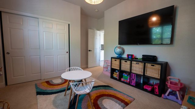 3824 Gresham Ln, Sacramento, CA 95835