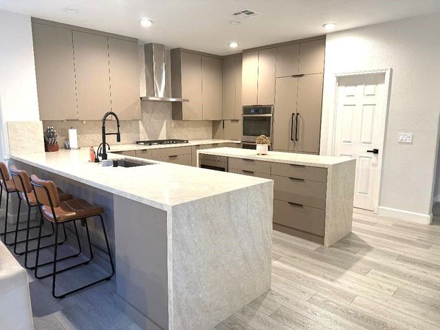 3824 Gresham Ln, Sacramento, CA 95835