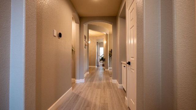 3824 Gresham Ln, Sacramento, CA 95835