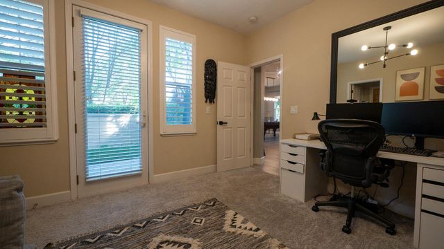 3824 Gresham Ln, Sacramento, CA 95835