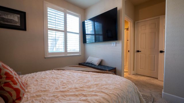 3824 Gresham Ln, Sacramento, CA 95835