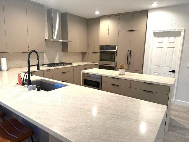 3824 Gresham Ln, Sacramento, CA 95835