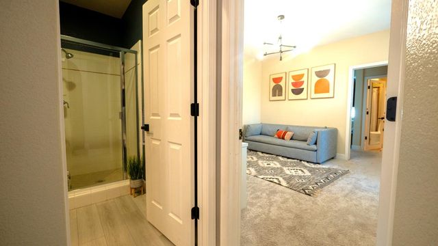 3824 Gresham Ln, Sacramento, CA 95835