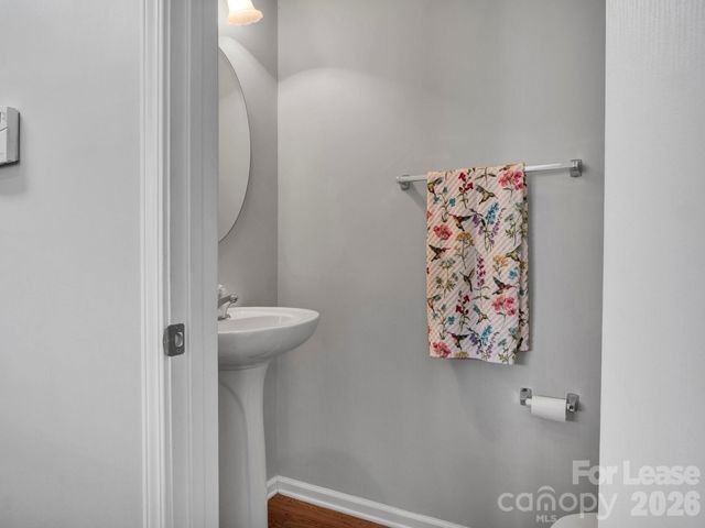 1401 Hammond Drive, Matthews, NC 28104