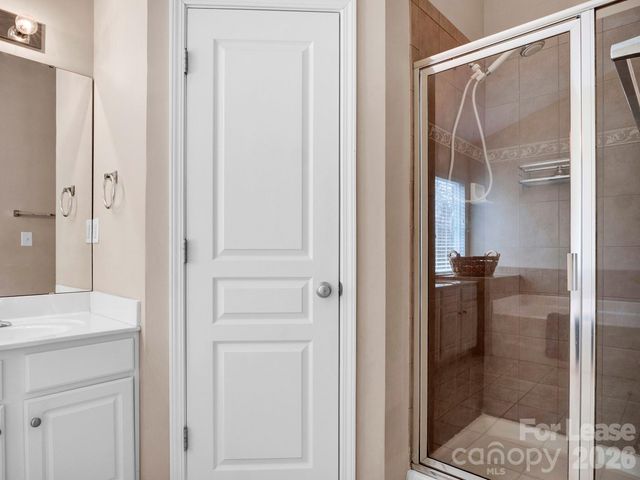 1401 Hammond Drive, Matthews, NC 28104