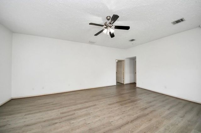 10535 Emnora Lane, Houston, TX 77043