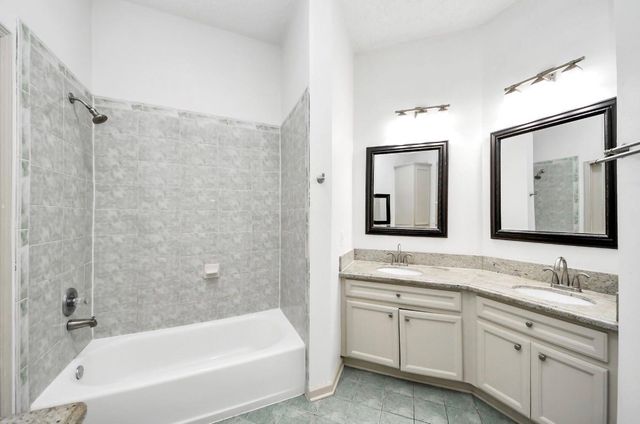 10535 Emnora Lane, Houston, TX 77043