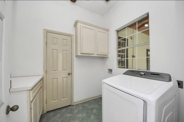 10535 Emnora Lane, Houston, TX 77043
